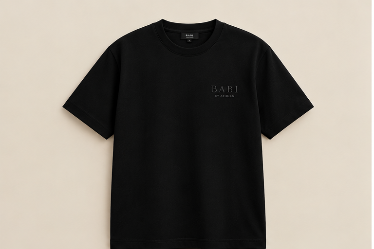 T-shirt noir, vue de face [couleur:Noir]